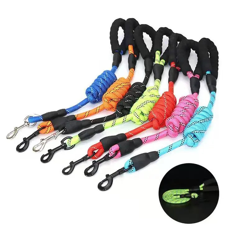 🐕 Strong Reflective Dog Leash – Built for Power, Safety, and Control!